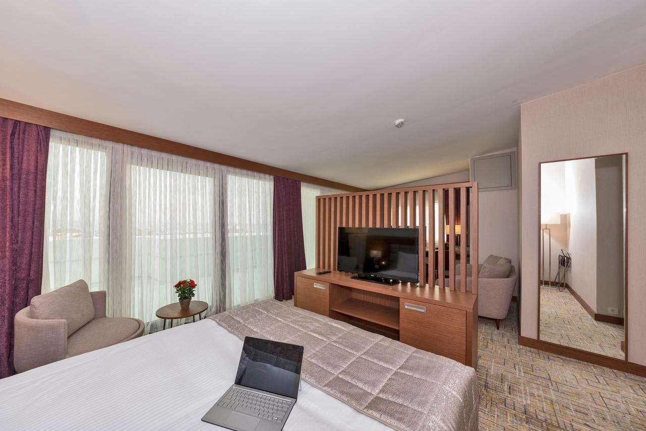 Land Park Hotel Стамбул Экстерьер фото